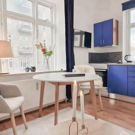 1br - Walk Everywhere In *